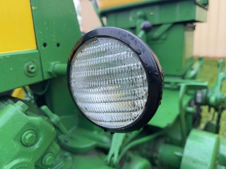 john-deere-620-image-36