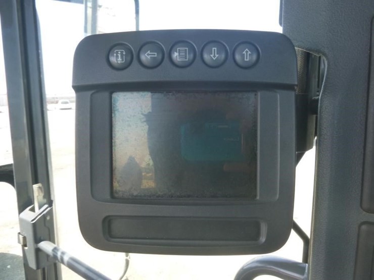 2012-deere-672gp-image-15
