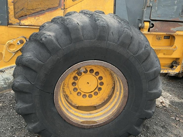 2005-john-deere-540-image-75