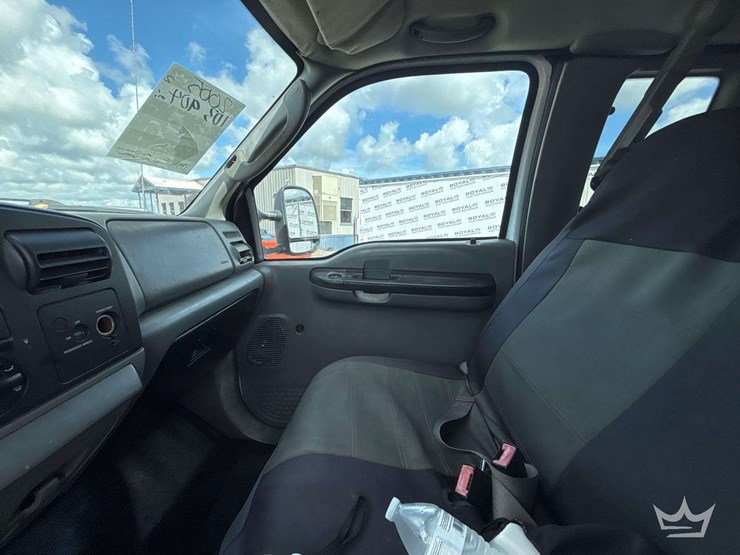 2005-ford-f250-image-13