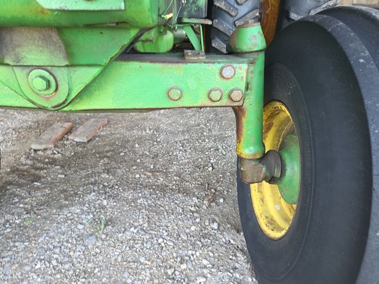 john-deere-4430-image-6