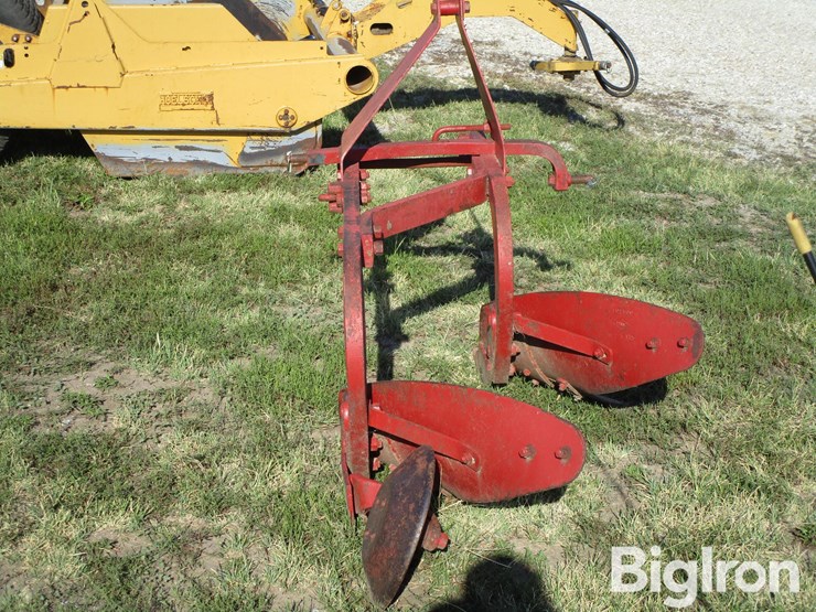 dearborn-10-158-image-6