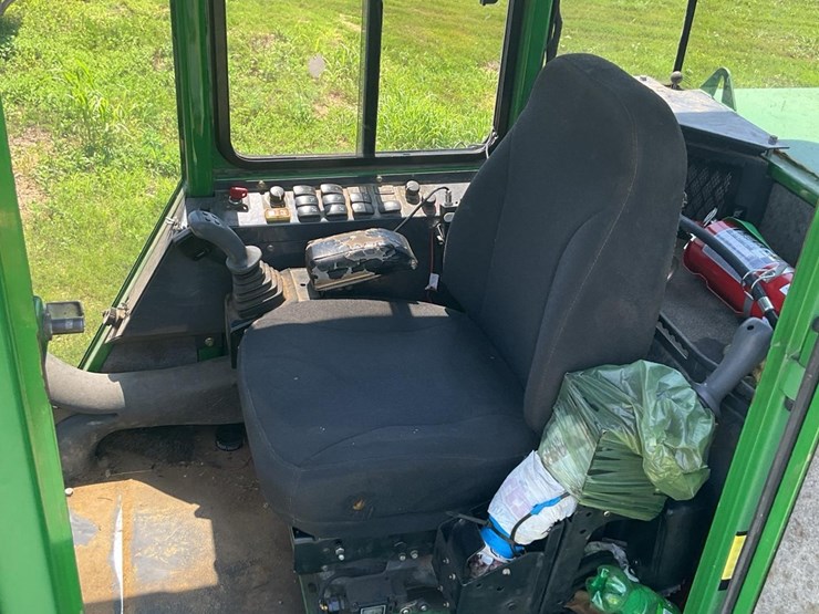 2013-deere-437d-image-24