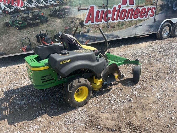 john-deere-z225-image-2