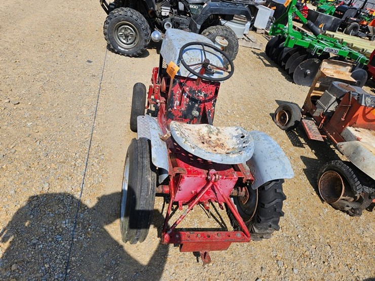 ford-tractor-image-4