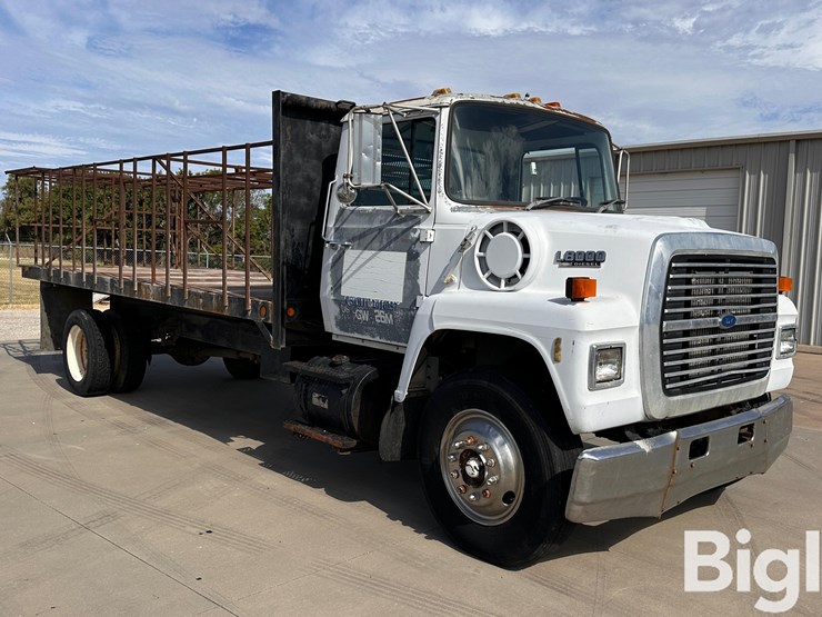 1990-ford-ln8000-image-3