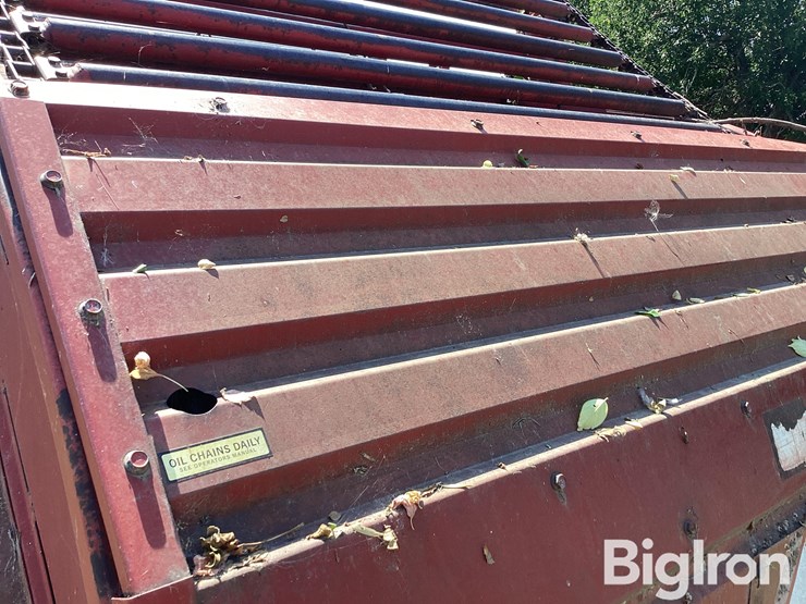 new-holland-850-image-17