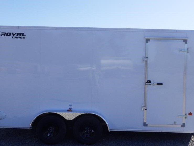2027-royal-lcht35-7.518v-86-t/a-enclosed-trailer-image-6