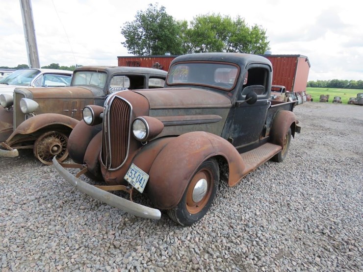 1938-plymouth-pt-57-pickup-image-18