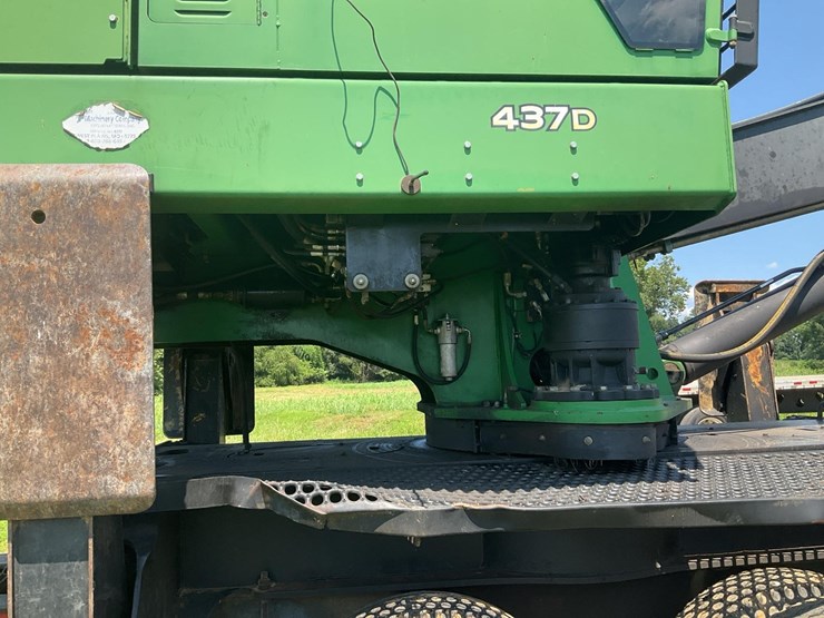 2013-deere-437d-image-50