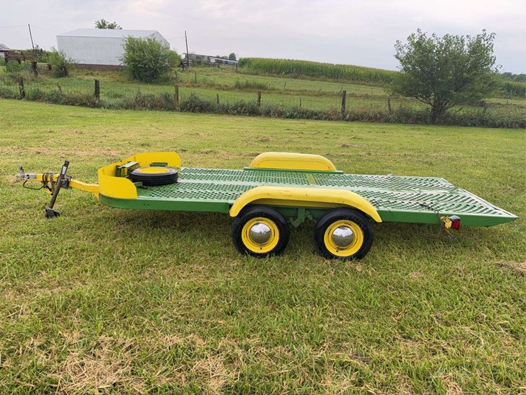 tilt-deck-trailer-image-2