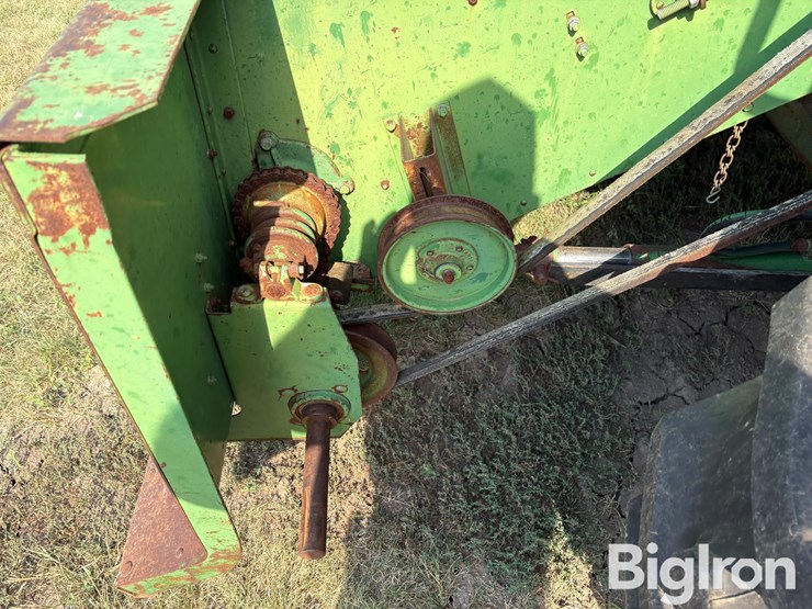 1969-john-deere-95-image-17