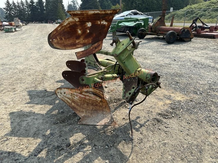 john-deere-4200-image-4