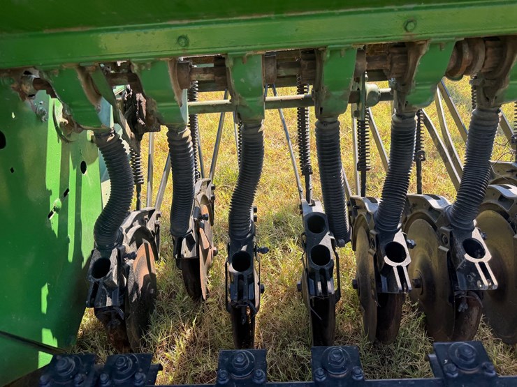 john-deere-8000-image-18