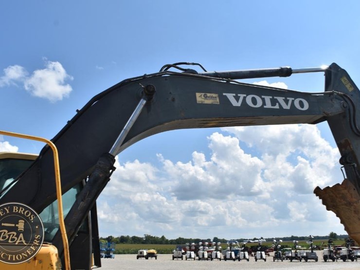 2008-volvo-ec240cl-image-29