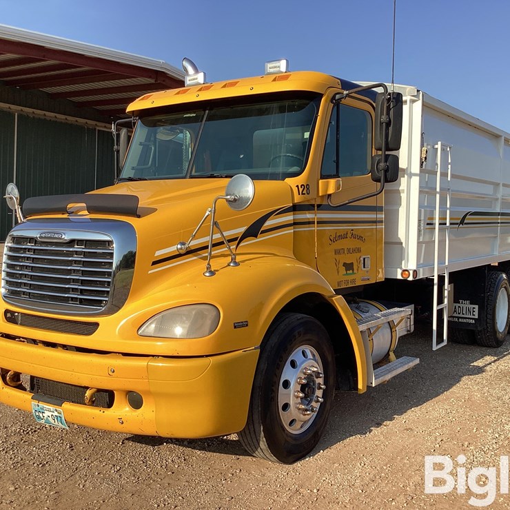 2007 FREIGHTLINER COLUMBIA 112