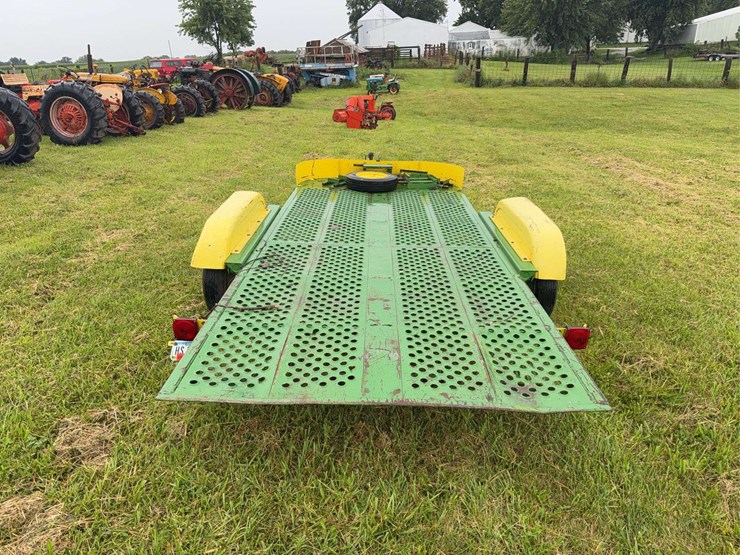 tilt-deck-trailer-image-4