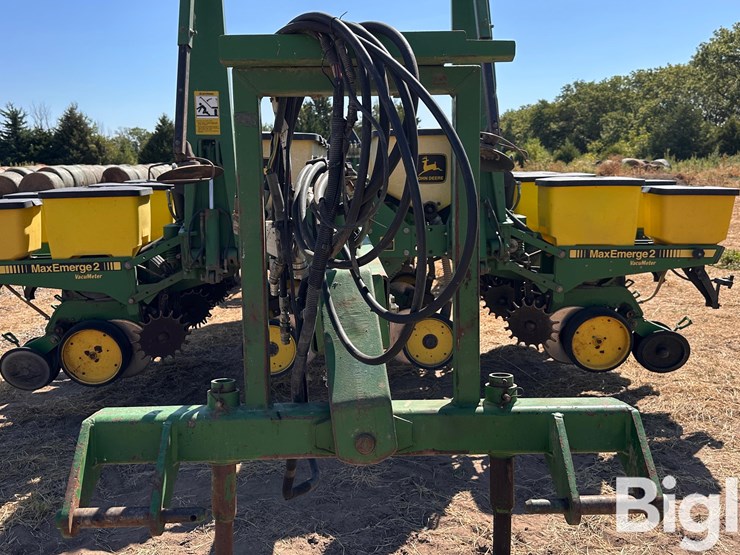 john-deere-7200-image-9
