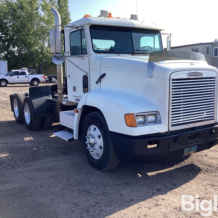 1997 FREIGHTLINER FLD112