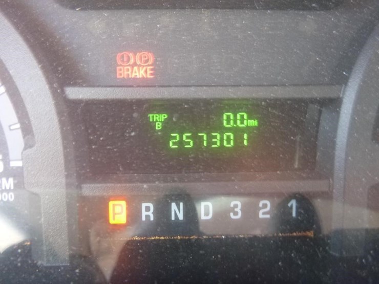 2009-ford-e450-image-17