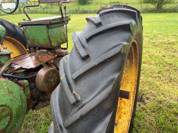 john-deere-a-image-13