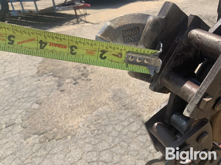 ditch-witch-c24x-image-13
