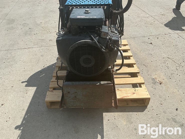 miller-bobcat-225-image-16