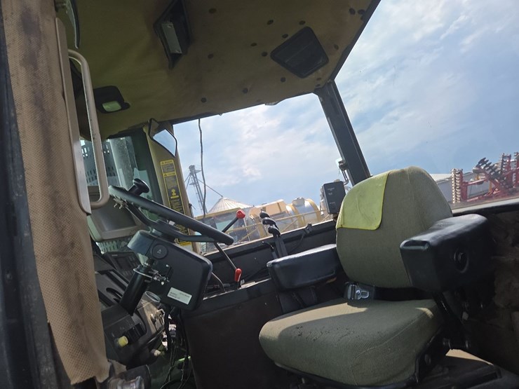 john-deere-8760-image-40