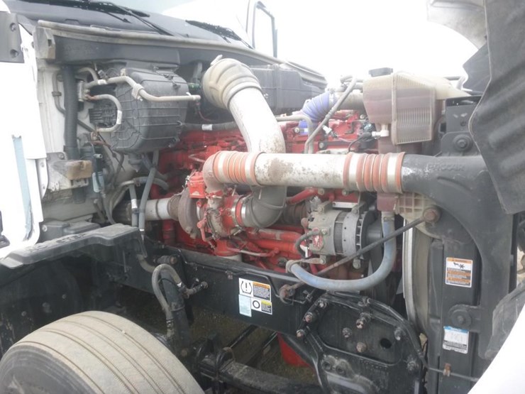 2020-kenworth-t680-image-21