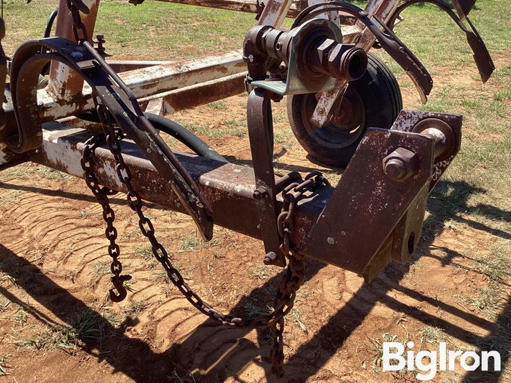 nh3-40’-anhydrous-knife-applicator-image-19
