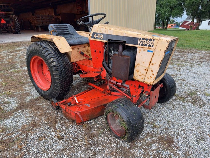 case-446-garden-tractor-image-1