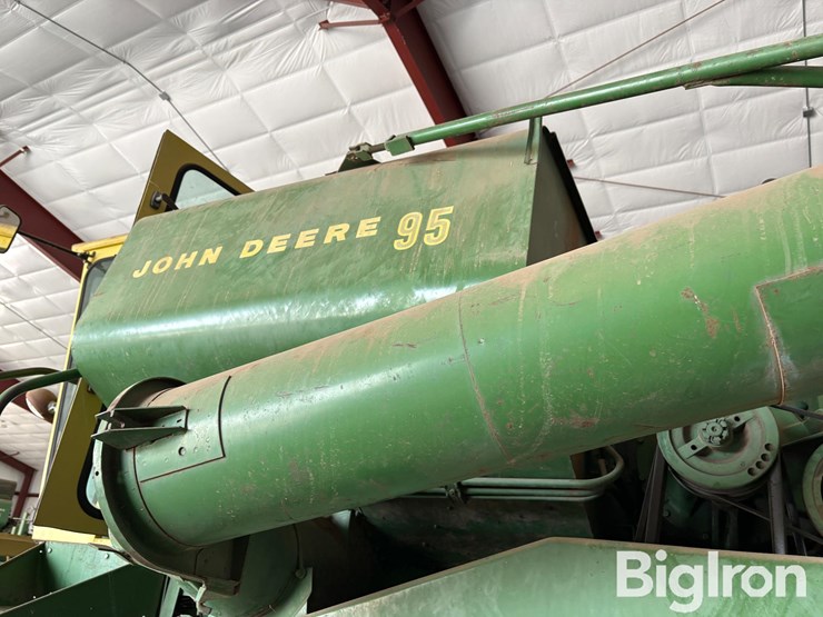 1967-john-deere-95-image-10
