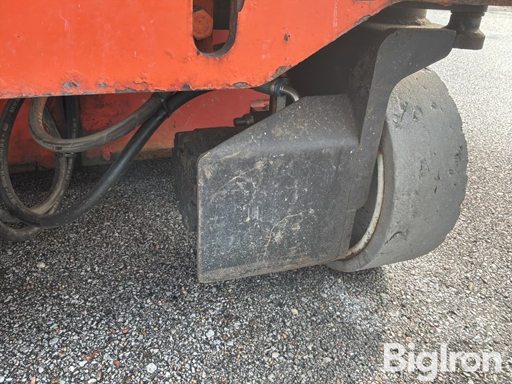 2015-massey-ferguson-730-image-14