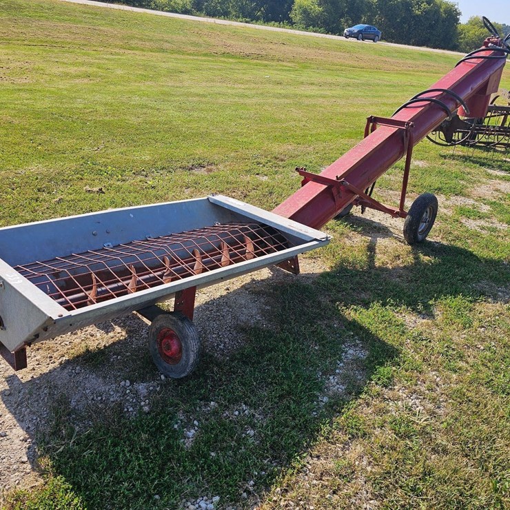 Red Jump Auger