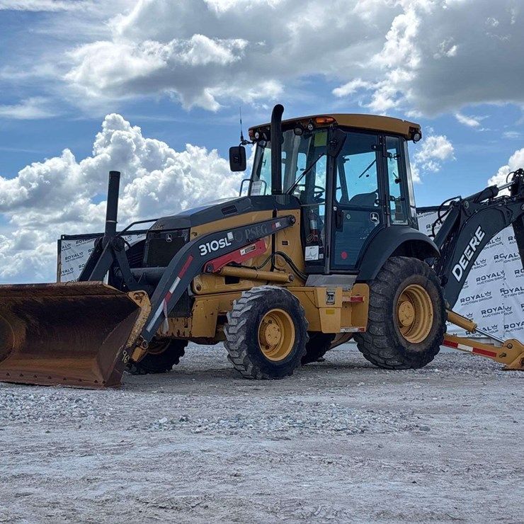 JOHN DEERE A