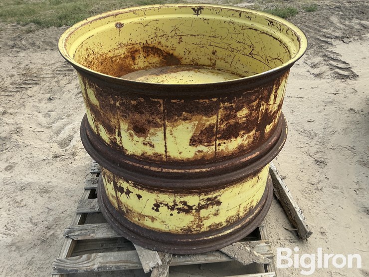 john-deere-16-image-2