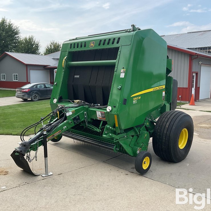 JOHN DEERE 550M