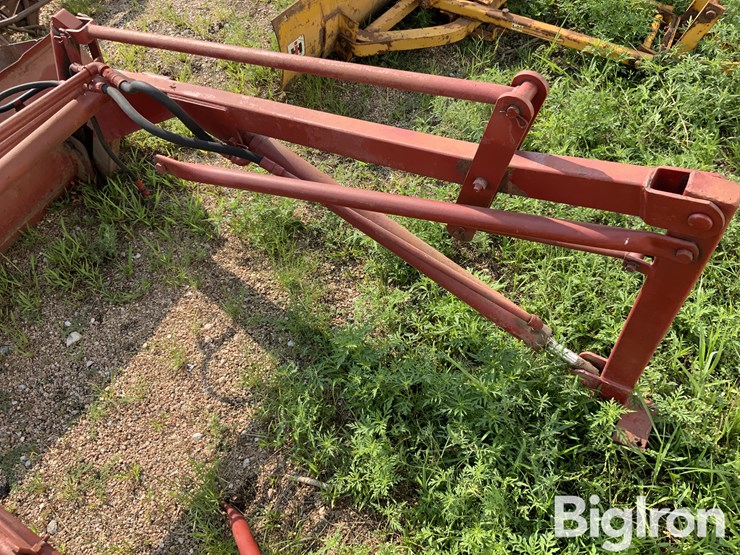 international-cub-154-lo-boy-image-16