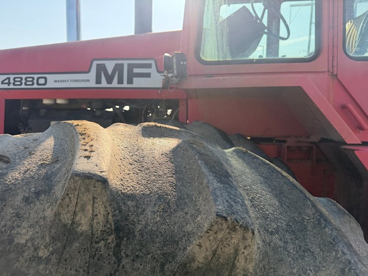 1983-massey-ferguson-4880-image-7