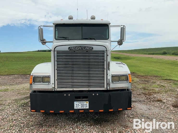 1992-freightliner-fld120-image-2