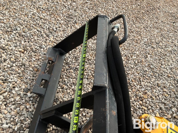 belltec-300-hydraulic-post-hole-digger-image-10