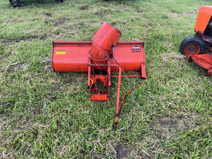 case-l61-snow-blower-image-3