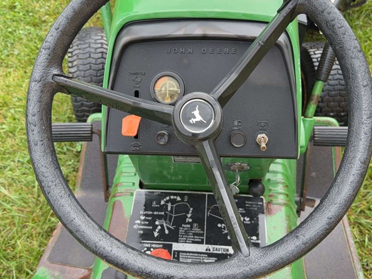john-deere-214-image-14
