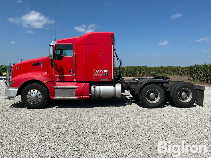 2012-kenworth-t660-image-8