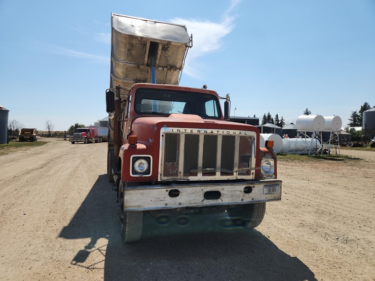 1979-international-f-2554-dump-truck-image-8