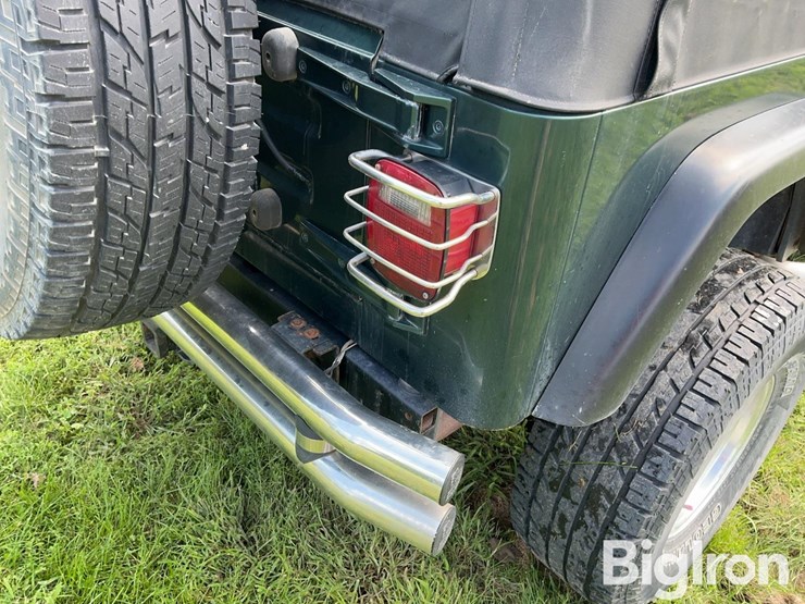 1999-jeep-wrangler-image-17