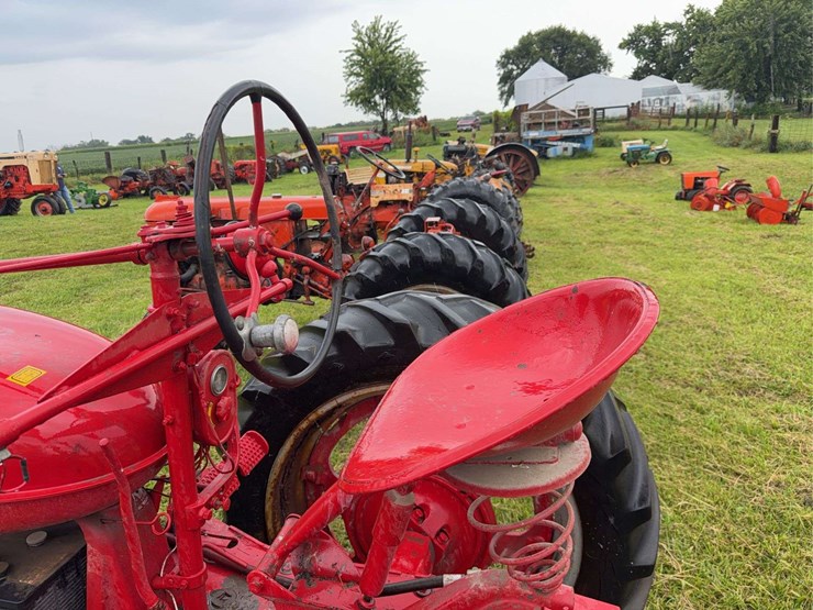 farmall-m-image-33
