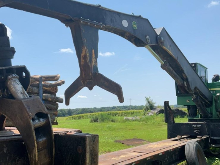 2013-deere-437d-image-11