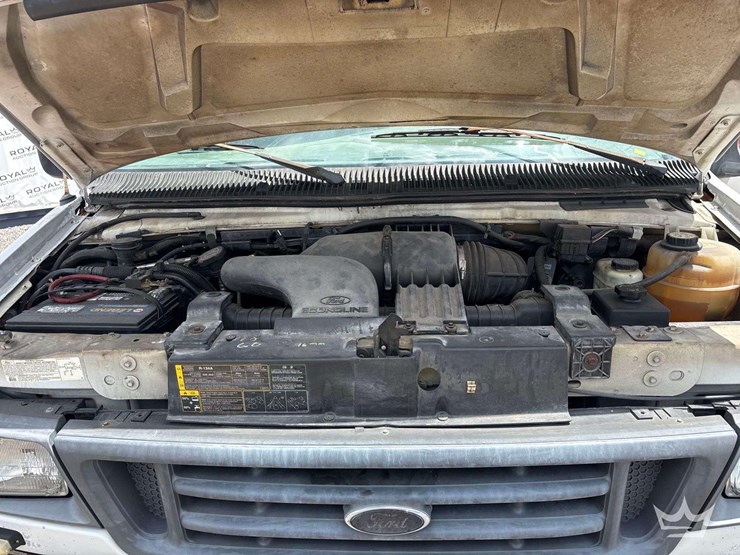 2005-ford-350-image-7