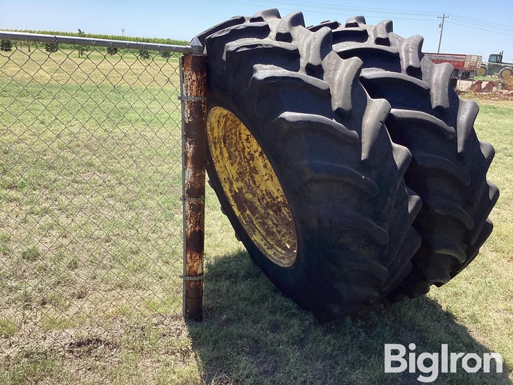 john-deere-520-image-5